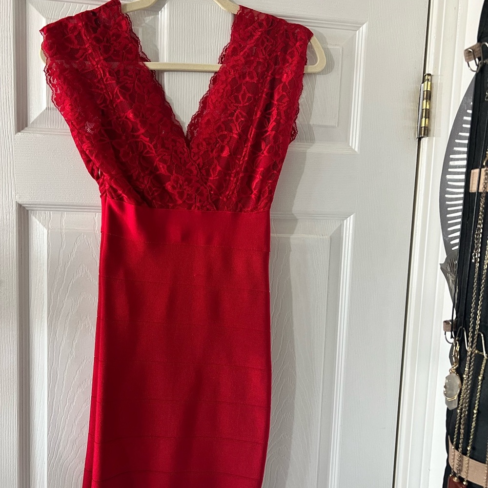 Arden B Red Lace Midi Dress